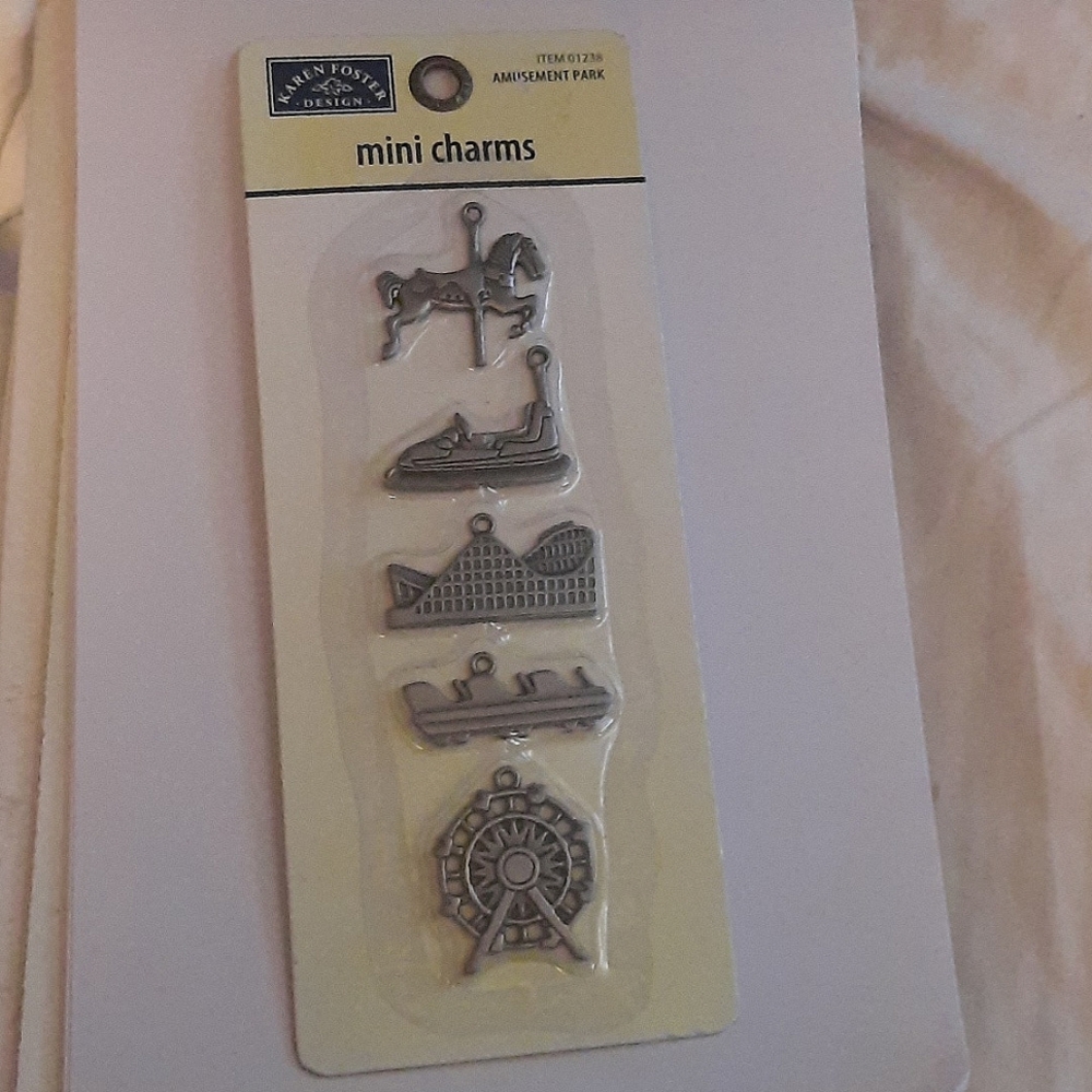 Amusement Park Theme Park Canival Rides Charms Crafts Crafting Made in Taiwan